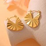 Golden Heart Wrinkles Pattern Stainless Steel Earring