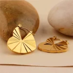 Golden Heart Wrinkles Pattern Stainless Steel Earring - Image 2