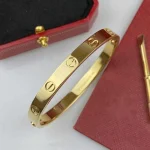 Glamour Legacy Cuff Bracelet - Image 4