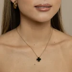 Noir Éclat Clover Necklace - Image 3