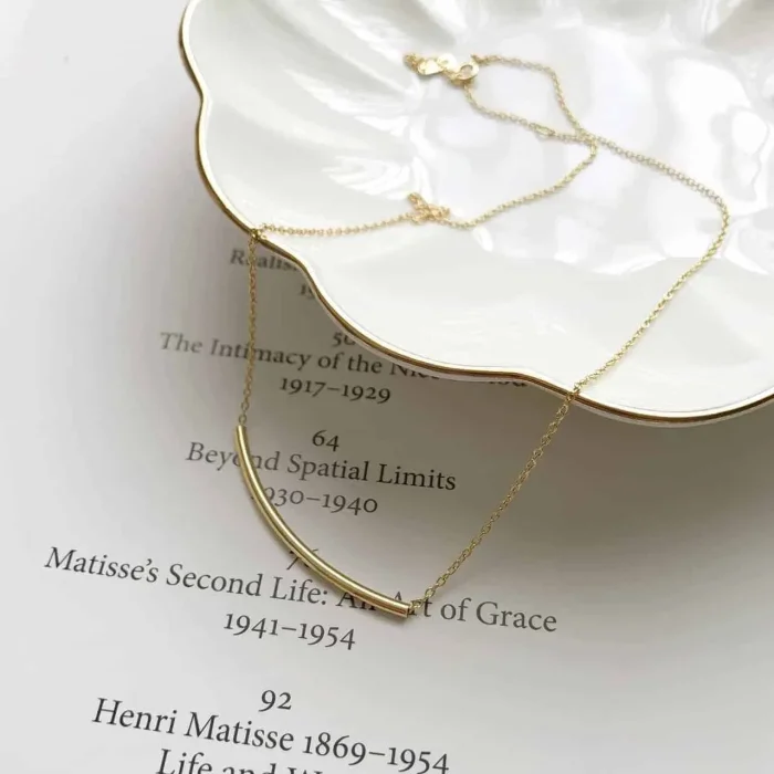 imgi_77_vero-necklace-detail