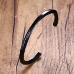 Auric Curve Band Bracelet - Image 2