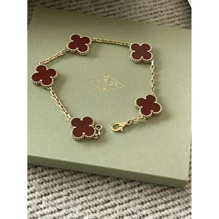 imgi_1_multicolour-yellow-gold-vintage-alhambra-van-cleef-arpels-bracelet-32153132-3_3