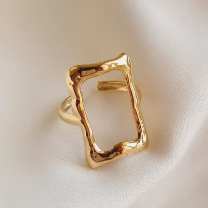 Muse Frame Adjustable Finger Ring