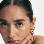 Tri-Wingline Studs Earrings - Image 6