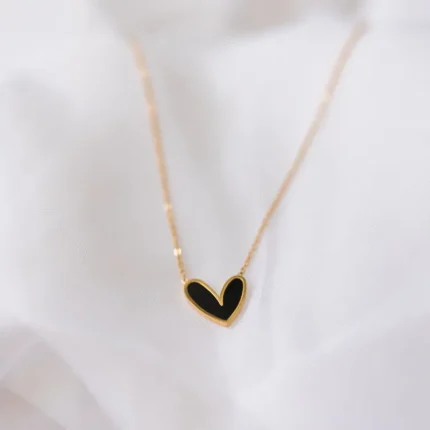 Noir Chic Heart Necklace
