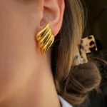 Tri-Wingline Studs Earrings - Image 5