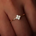 Posy Bloom Finger Ring - Image 3