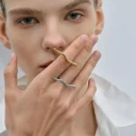 Mono Wave Adjustable Finger Ring - Image 3