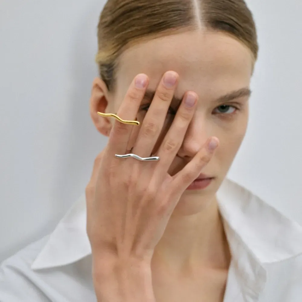 Mono Wave Adjustable Finger Ring - Image 7