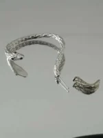 Serpentina Curve Earring - Image 12