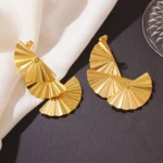 Triple Pleat Totem Earring - Image 5