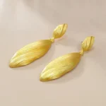 Ray Leaf Linear Drops Earring - Image 10