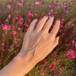 Wishbone Hand Chain (Silver)