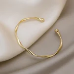 Minimal Helix Cuff