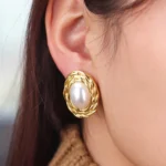Vintage Wreath Pearl Stud Earrings - Image 4