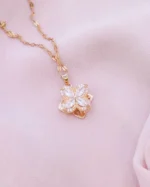 Blossom Quartz Clover Pendant Necklace - Image 4