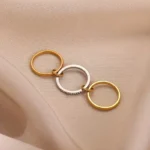 Interlock Trio Ring - Image 4