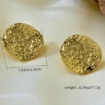 Hammered Love Disc Earrings - Image 2