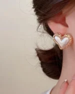 Puffy Pearl Heart Earrings - Image 4