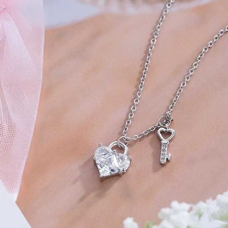 imgi_1_176939942945928818304a2de27d0c89af001813c8_thumbnail_750x999_compressed Heart Lock and Key Necklace - Image 1