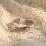 Rippled Twist Silver Ring